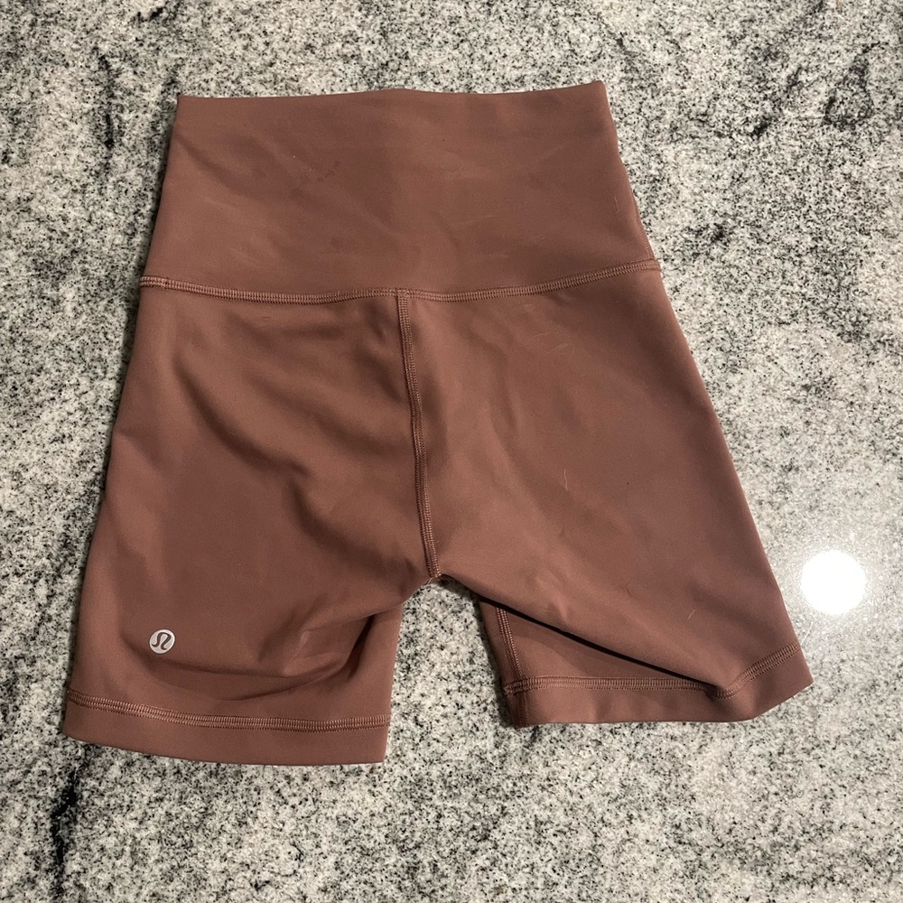 Lululemon Wonder Train Biker Shorts 6”